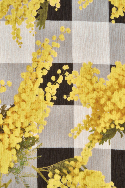 Seidenchiffon mit gelben Blüten