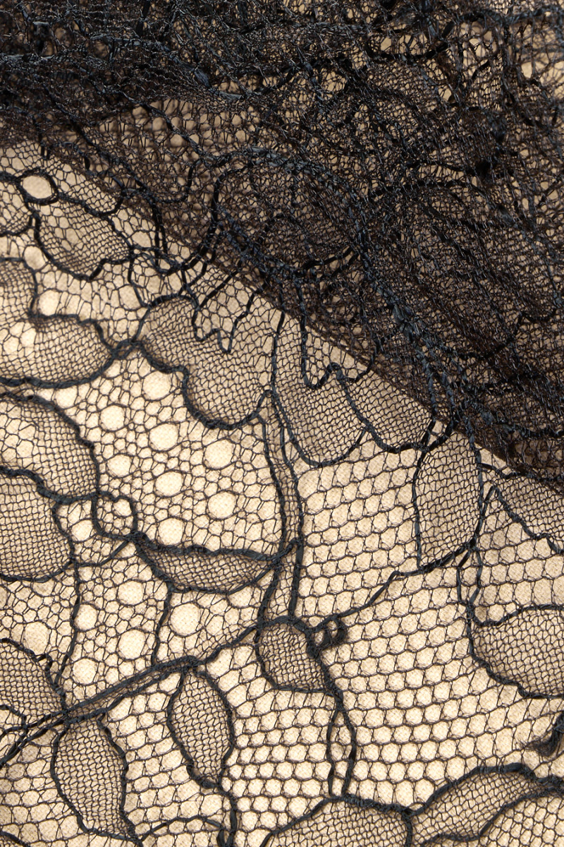 COUPON en dentelle noire française 50 cm