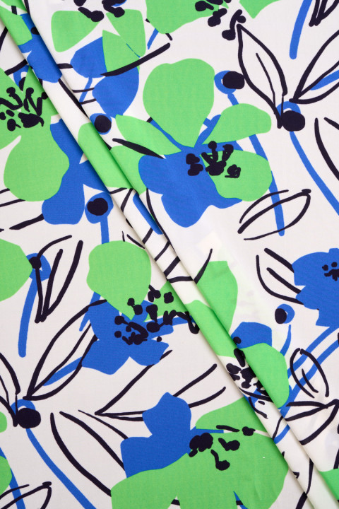 Viscose knitted fabric with flowers