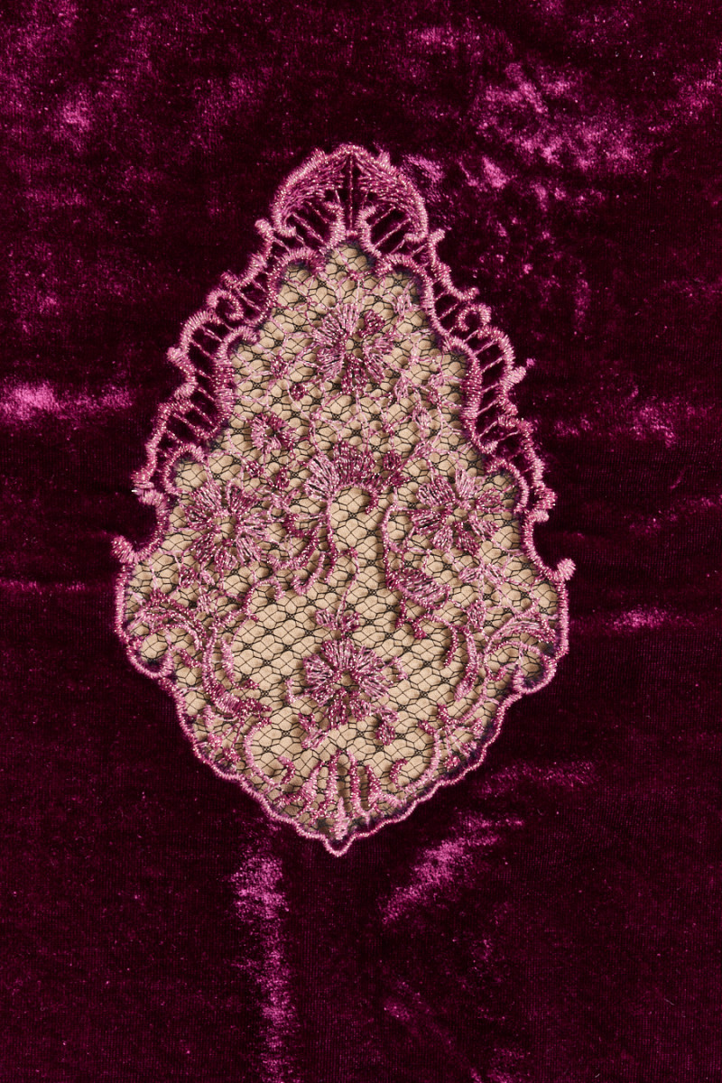 Ekskluzywny welur z koronką KUPON 90cm