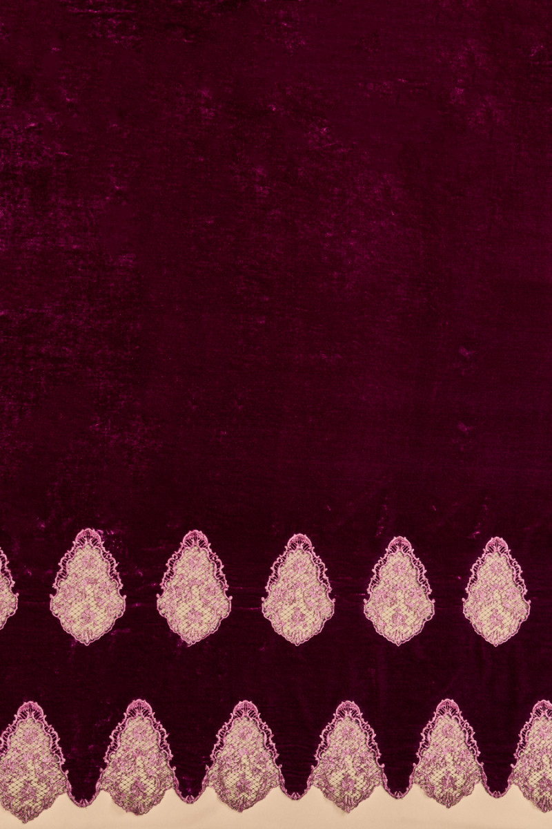 Exclusive velour with lace COUPON 90cm
