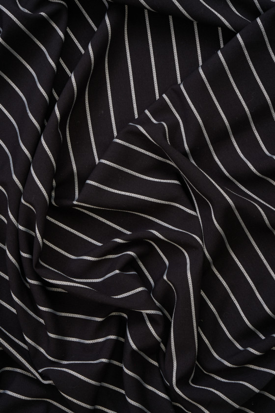 Striped black polyviscose COUPON 135cm
