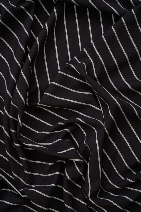 Zwart Gestreepte Polyviscose COUPON 135cm