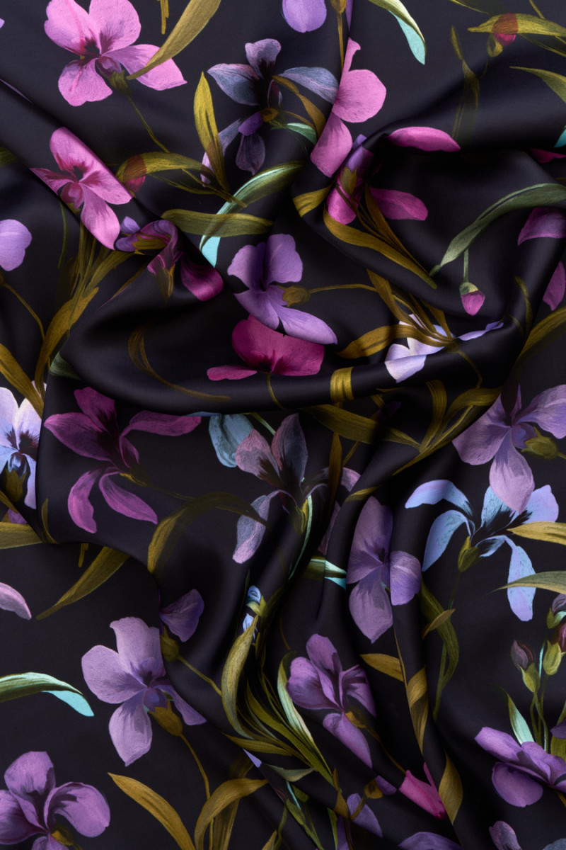 Viscose satin with colorful flowers