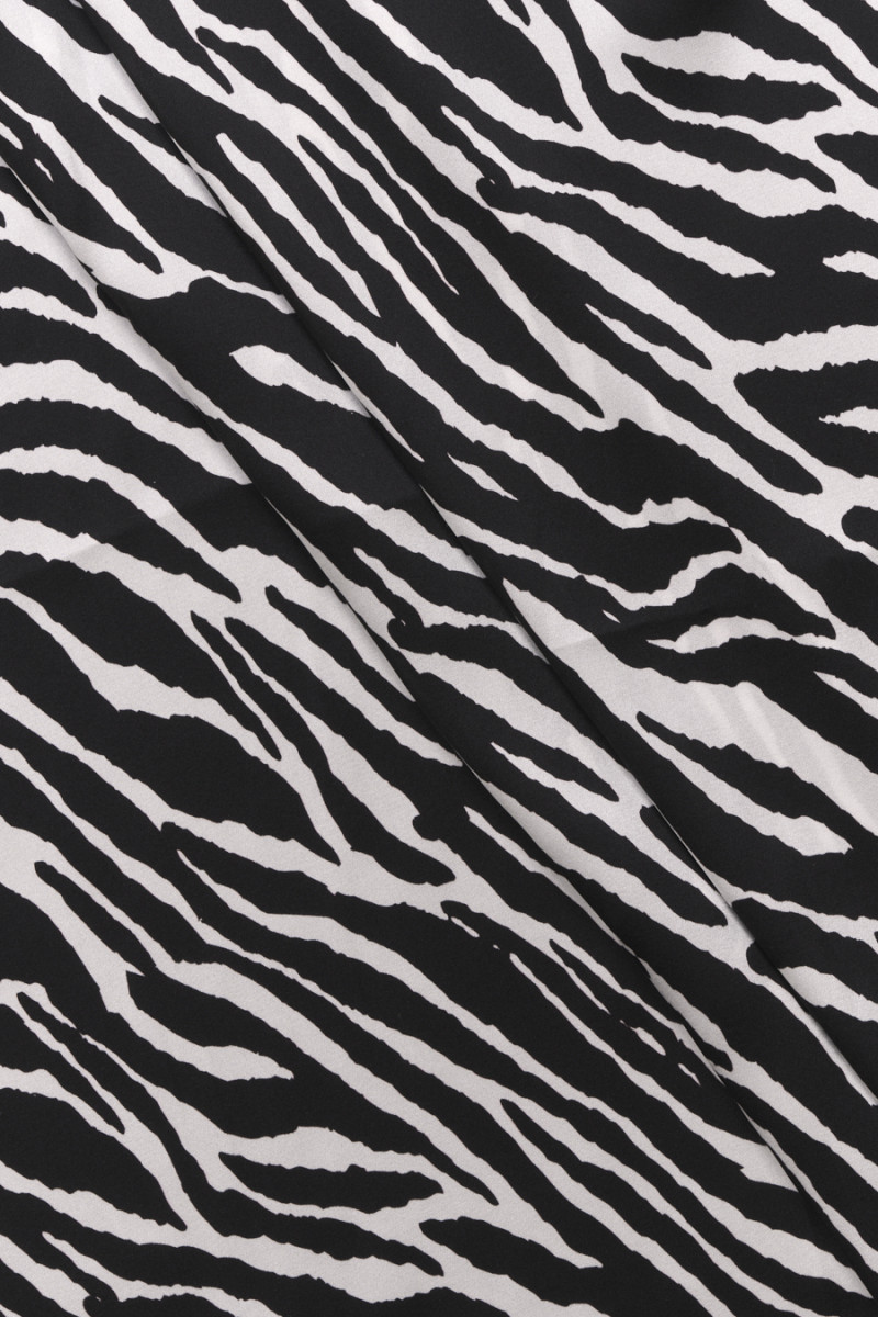 Satin silke zebra