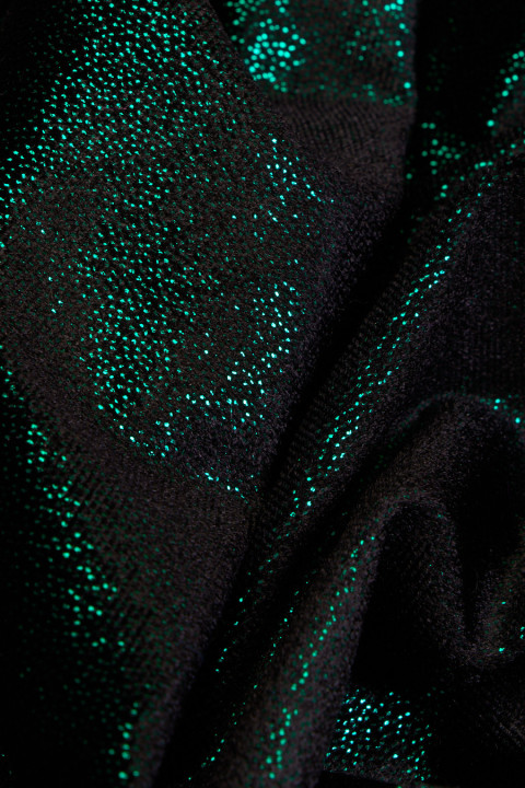Terciopelo de noche elástico en negro y verde