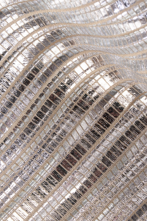 Tissu de soirée plissé