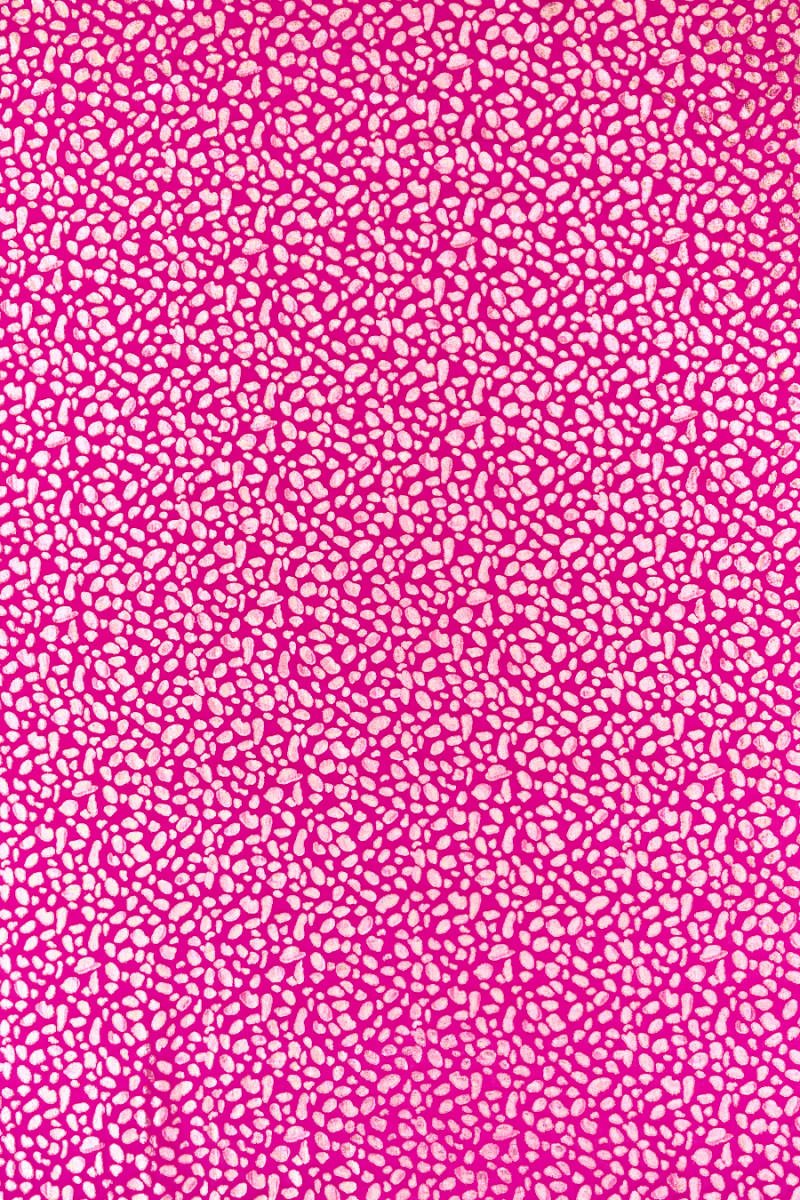 Siidist šifoon kuldsete laikudega