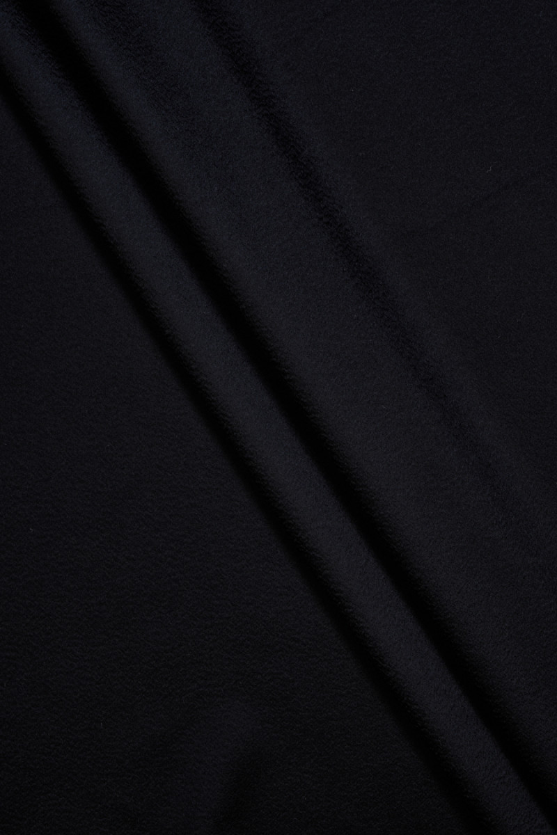Mētelis vilnas melnā krāsā Zibellino
