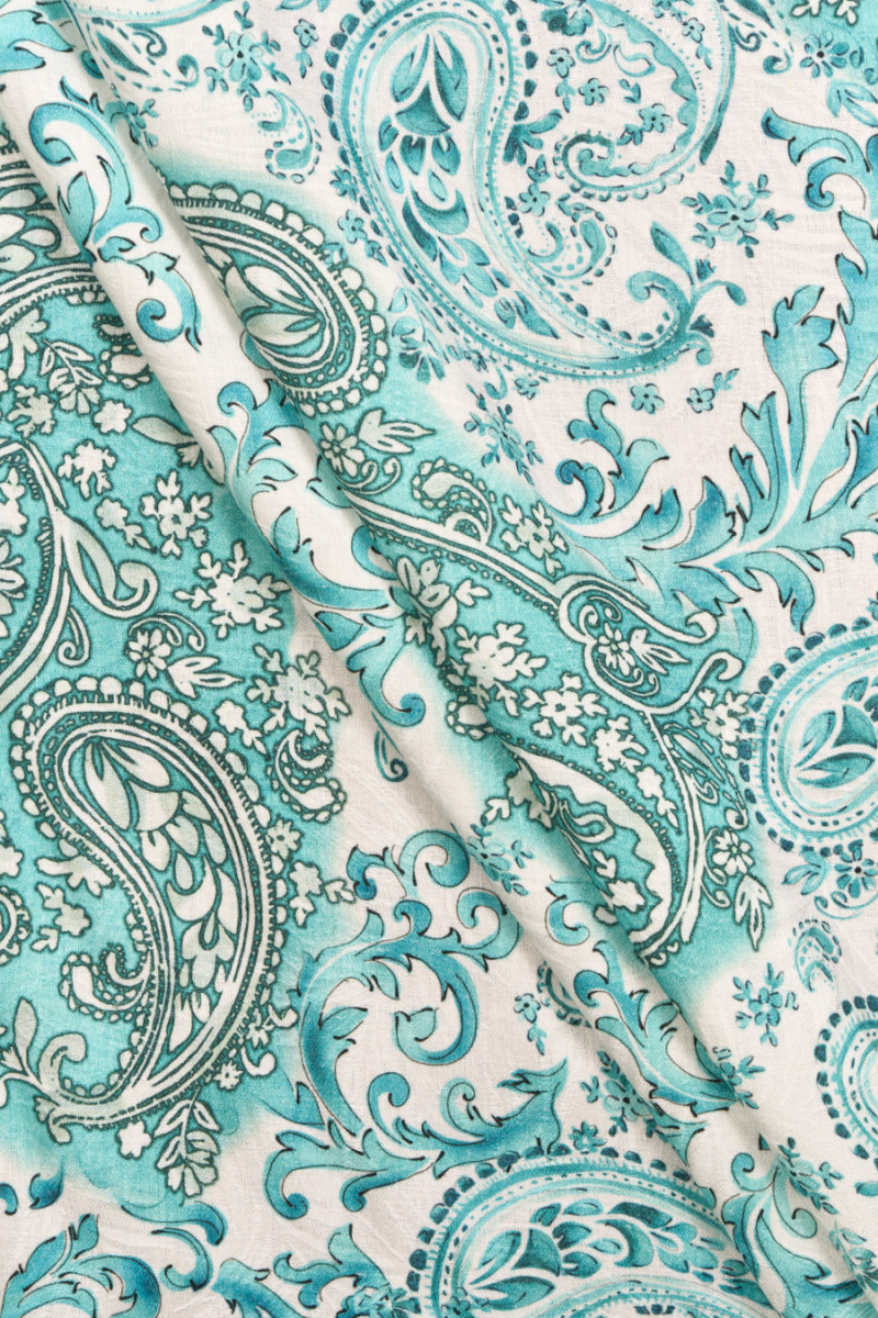 Linen with cotton turquoise paisley