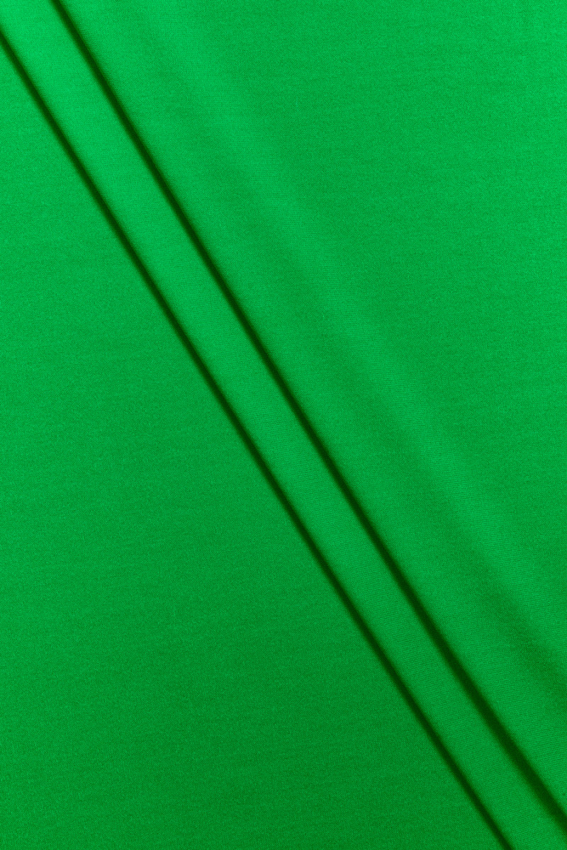 Georgette trikotāžas audums izgatavots no viskozes zaļas
