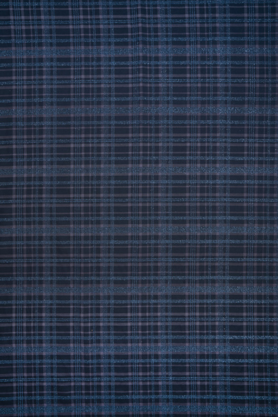 Checkered wool with shiny thread