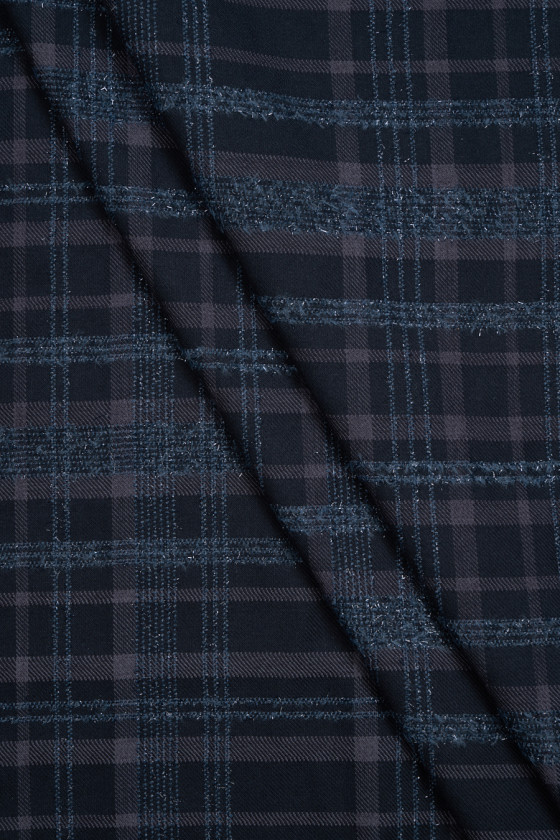 Checkered wool with shiny thread