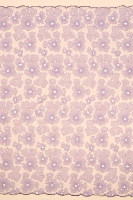 Tulle with flowers and beads lilac COUPON 140 cm