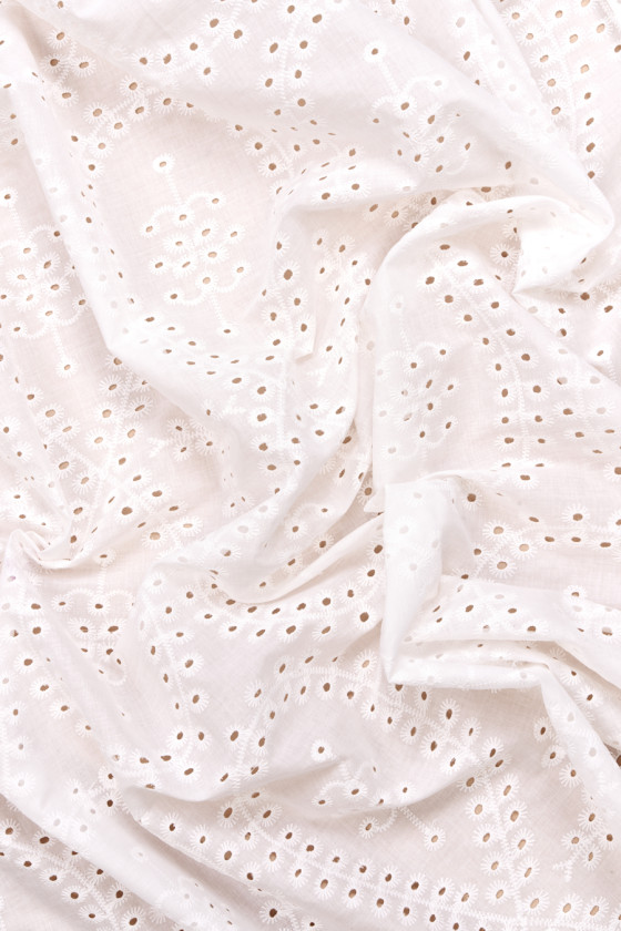 Cotton embroidery Richelieu eights