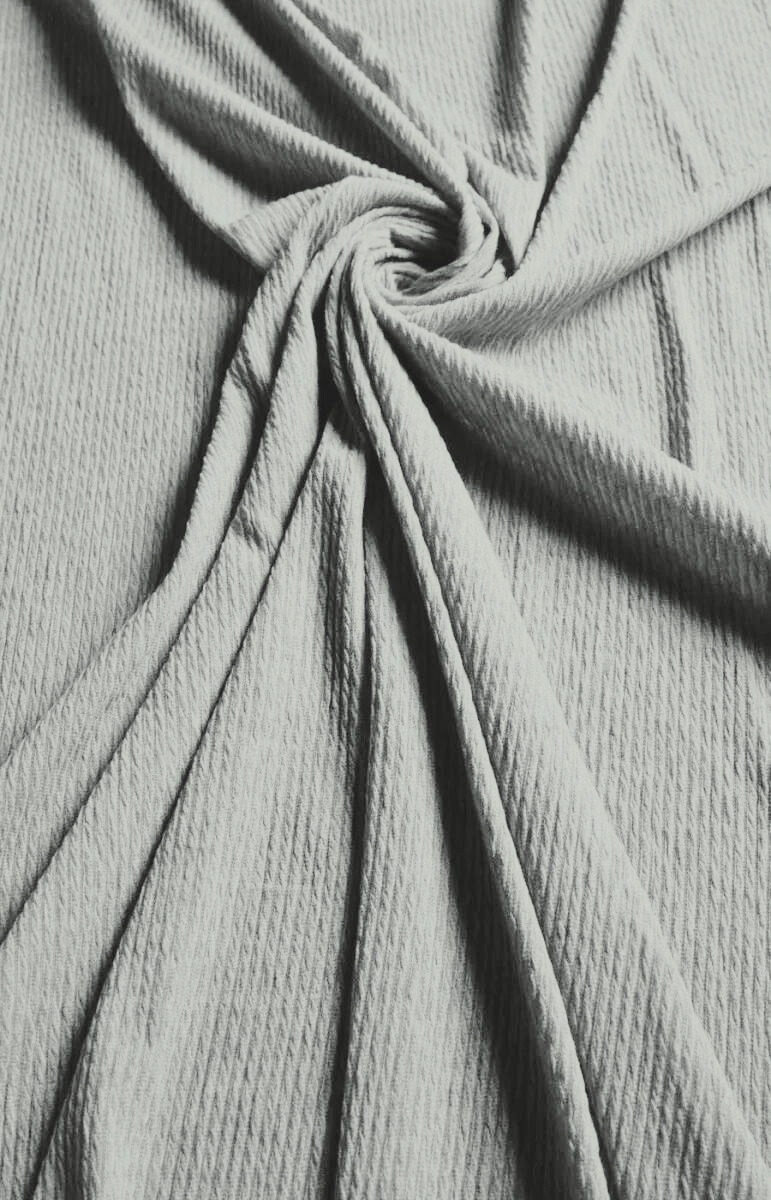 Țesătură tricotată din viscoză gri