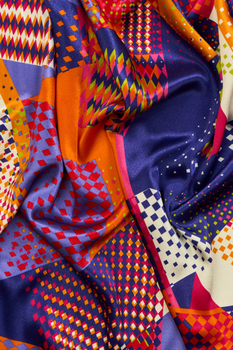Satin viscose geometry