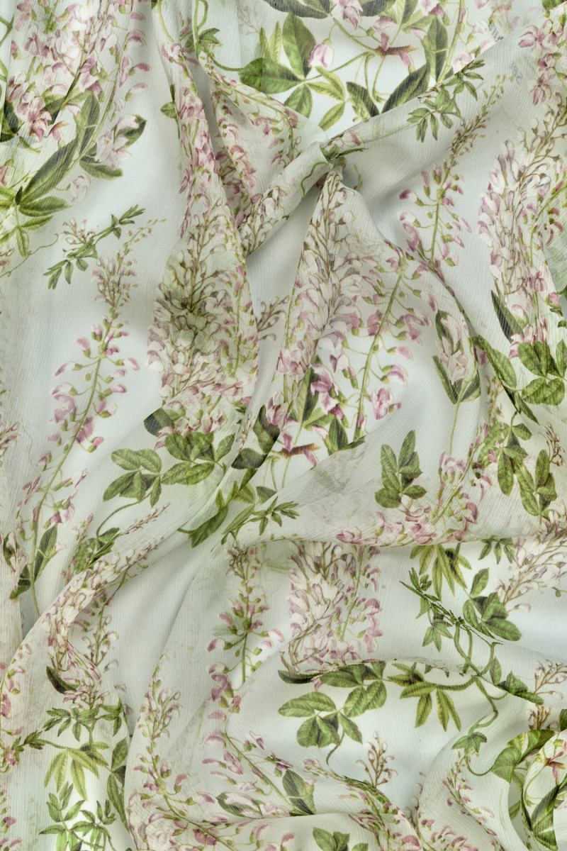 Fiori sgualciti in chiffon di seta