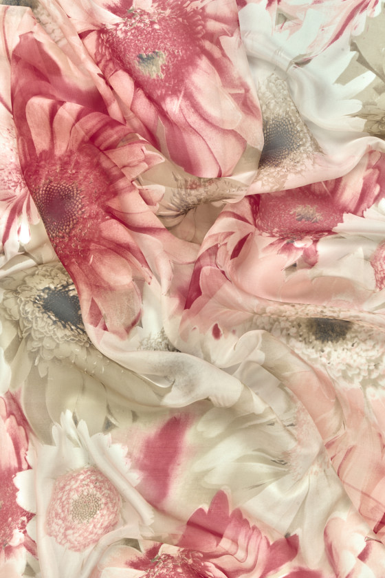 Silk chiffon with large flowers