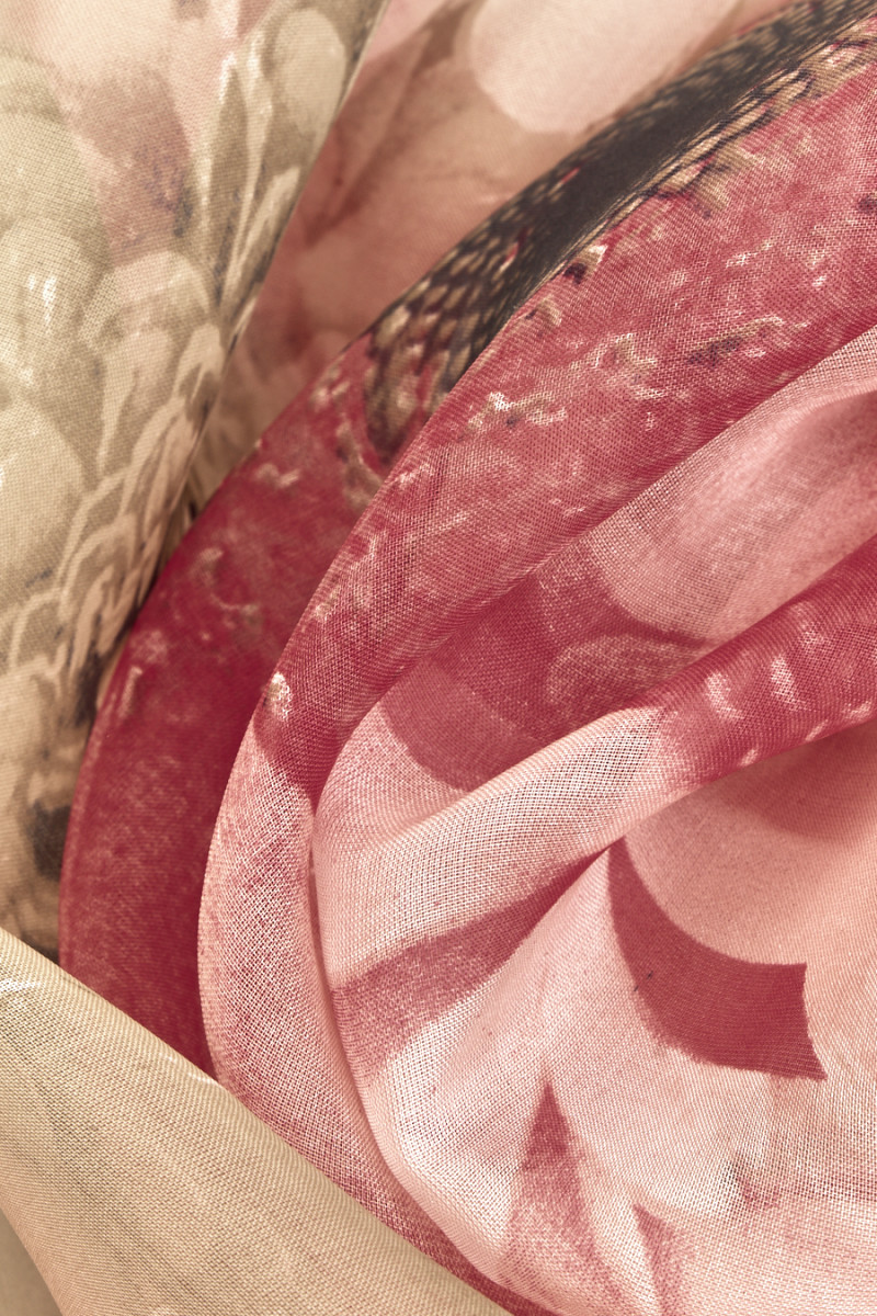 Silk chiffon with large flowers