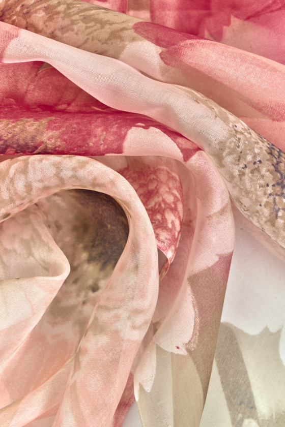 Silk chiffon with large flowers