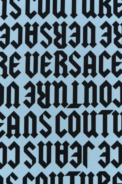 Sweatshirtstof met zwarte inscripties