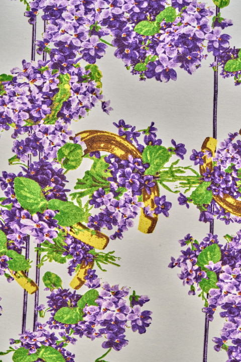 Jersey de punto, flores y herraduras