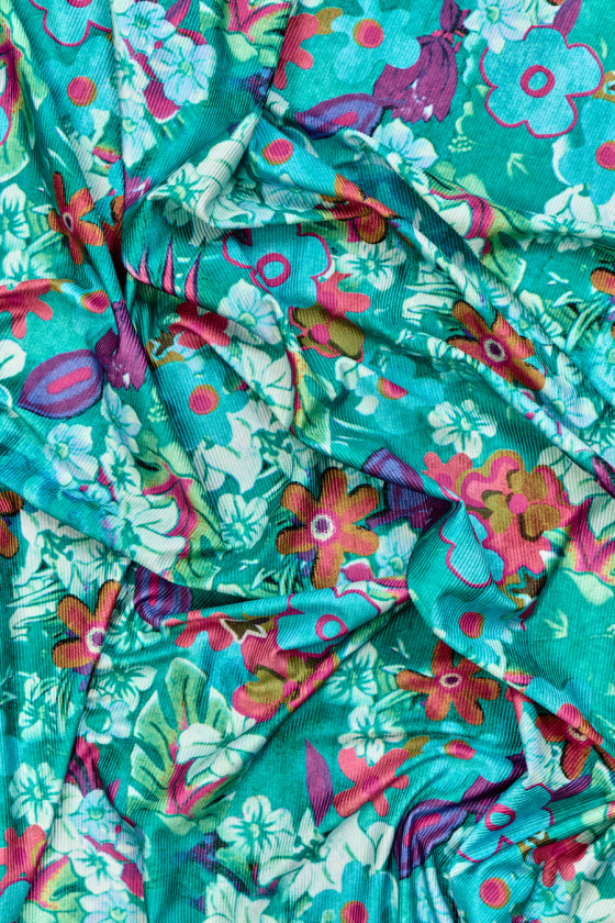 Polyester floral knitted fabric