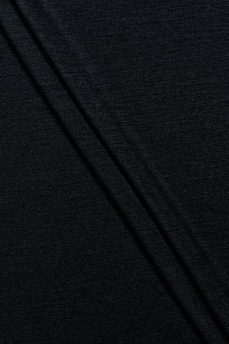 COUPONS EN TISSU TRICOTÉ EN LAINE NOIRE SCINTILLANTE