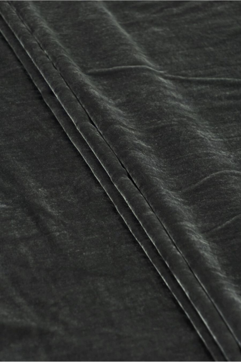 Exclusive graphite velour