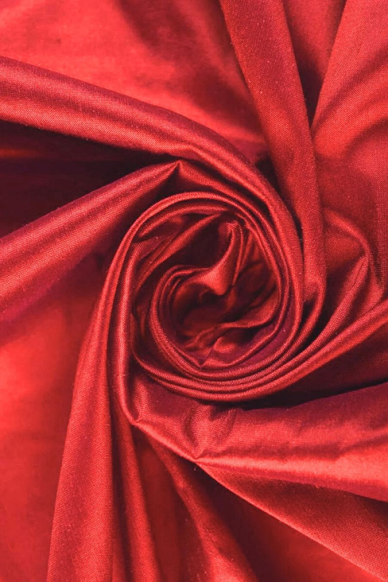 Shantung silk red light