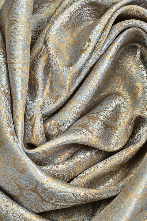 Oriental jacquard lining