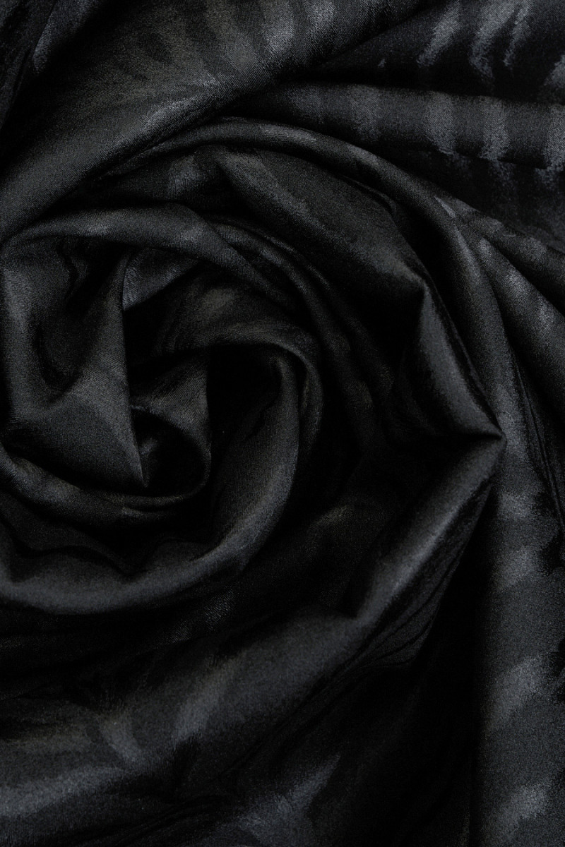 Black tiger silk fabric COUPON 160 cm
