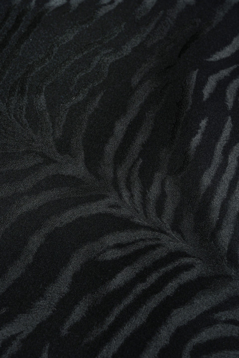 Black Tiger KUPON Silk Tyg 160 cm
