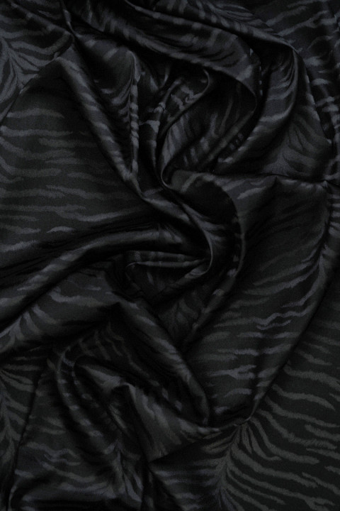 Tigre Noir KUPON Tissu en soie 160 cm
