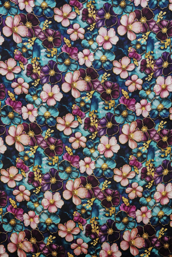 Seidensatin türkisfarbene Blumen