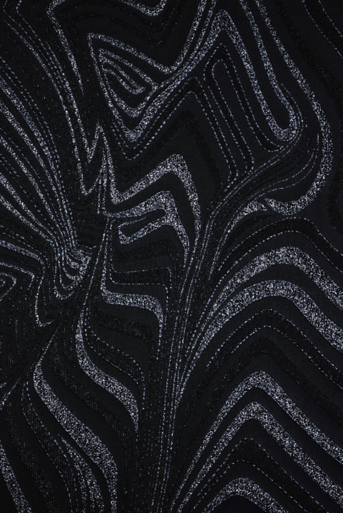 Jacquard black waves