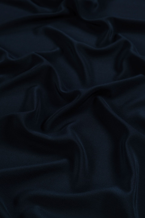 Viscose crepe black