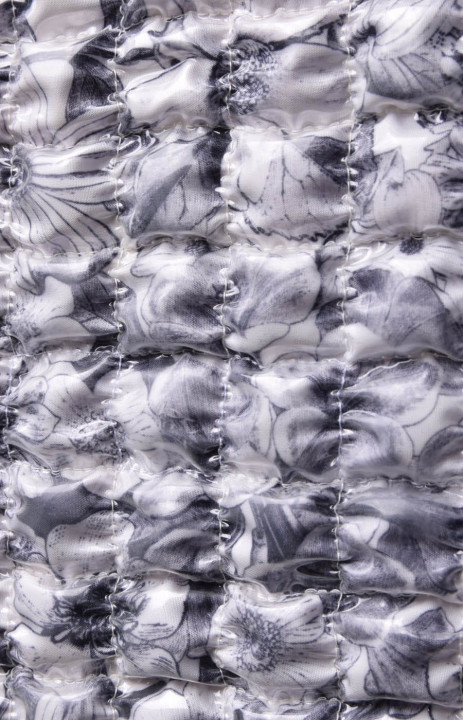 Quilted jacket fabric with foil