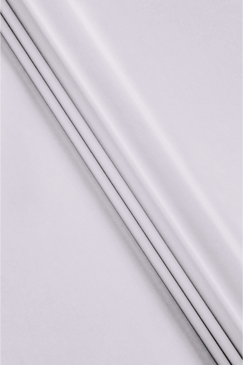 Cotone elasticizzato grigio con una goccia di viola
