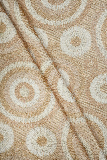 Rosetas de jacquard beige