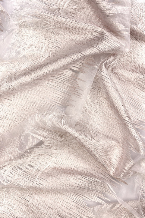 Jacquard organza with cream tassels