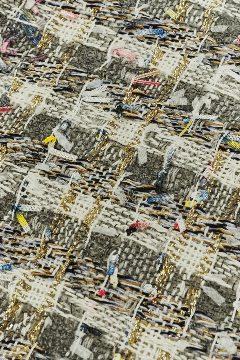 Chanel szövet szürke szalagokkal