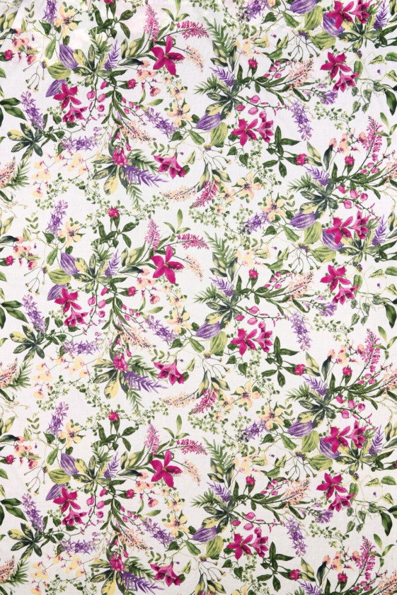 Baumwollbatist mit Blumen