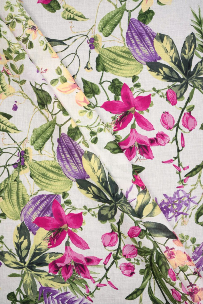 Baumwollbatist mit Blumen