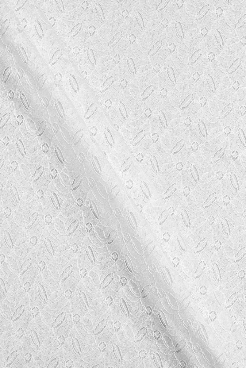 Cotton embroidered with small leaves