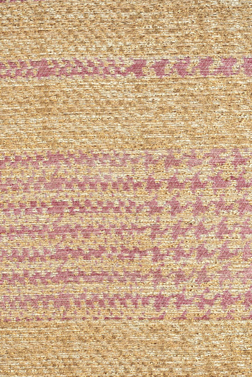 Chanel-Stoff mit rosa Krähenfuß