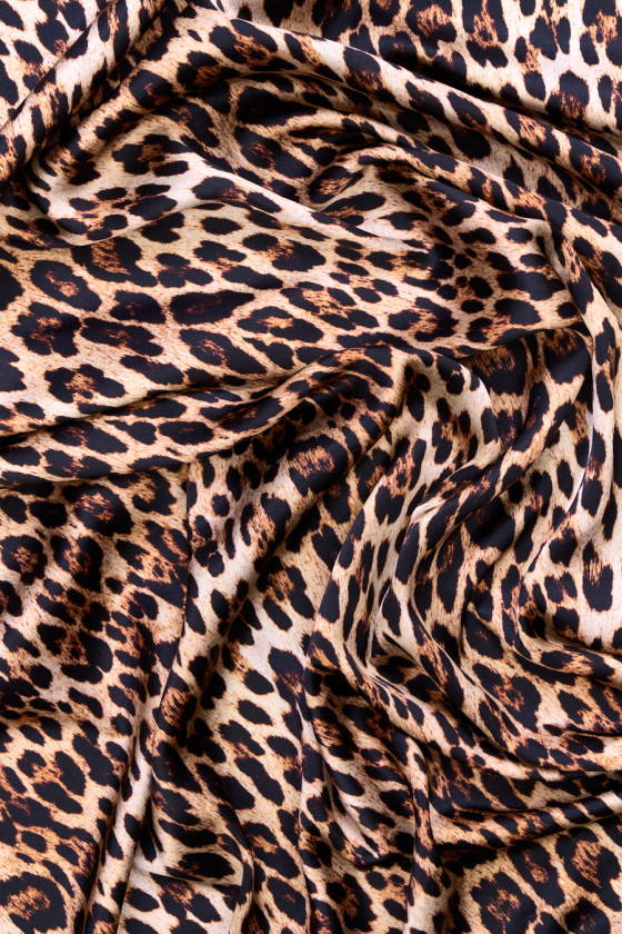 Leoparda apdrukas zīda satīns
