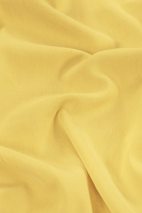 Lichtgeel linnen