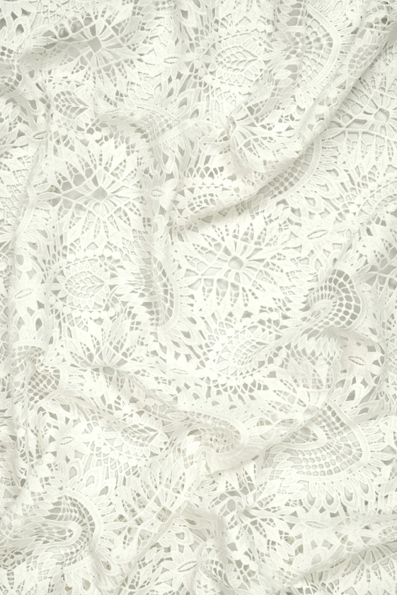 Kreemjas makramee gipüür